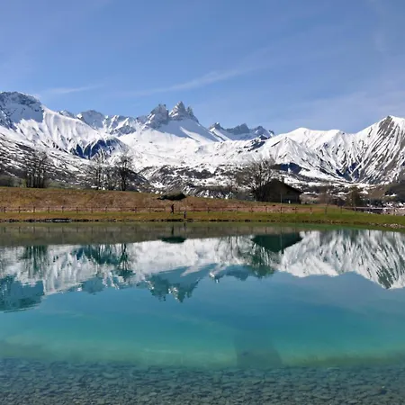 - Du Hameau Des Aiguilles Apartment