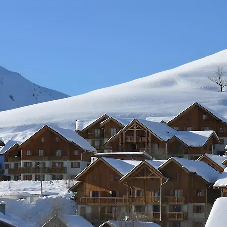 - Du Hameau Des Aiguilles Apartment